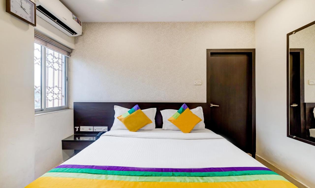 Itsy Hotels Neeranand Plaza كولكاتا المظهر الخارجي الصورة