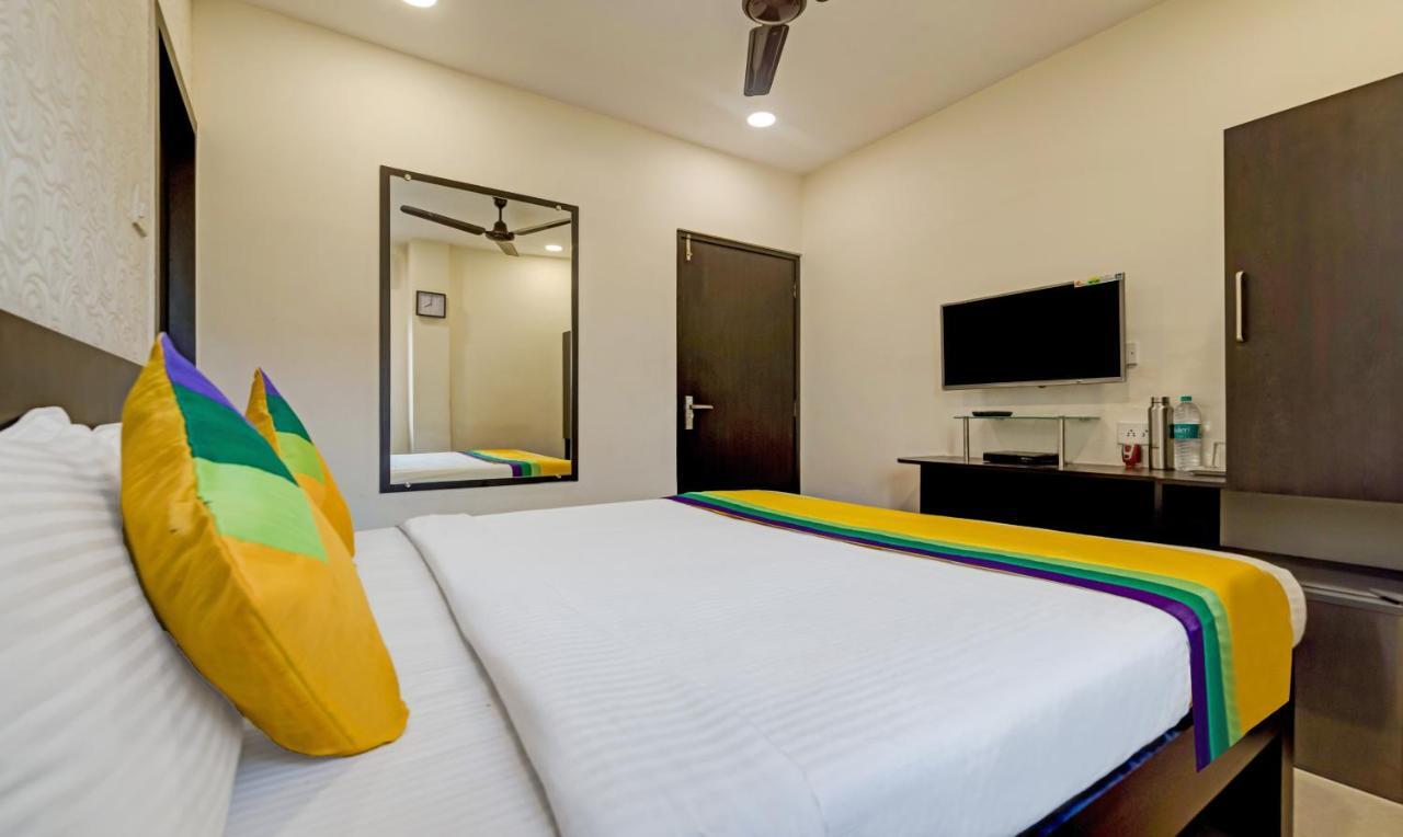 Itsy Hotels Neeranand Plaza كولكاتا المظهر الخارجي الصورة