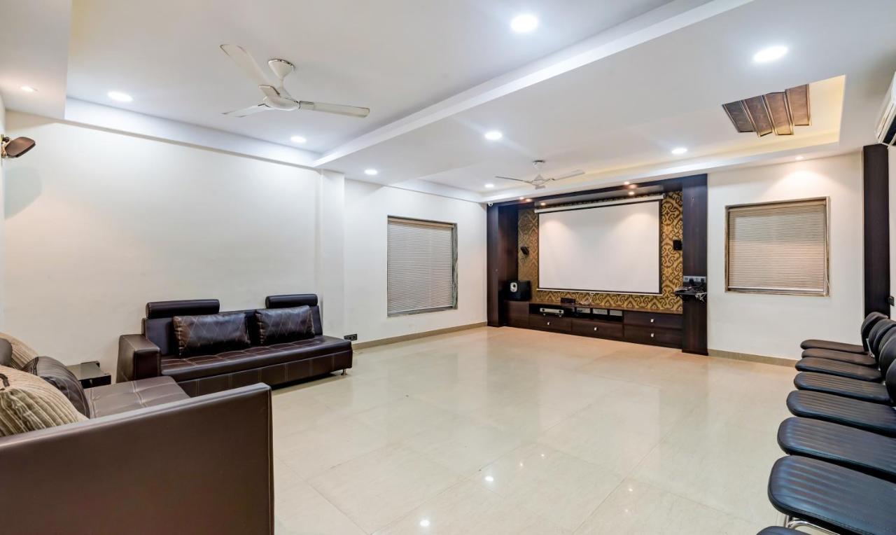Itsy Hotels Neeranand Plaza كولكاتا المظهر الخارجي الصورة